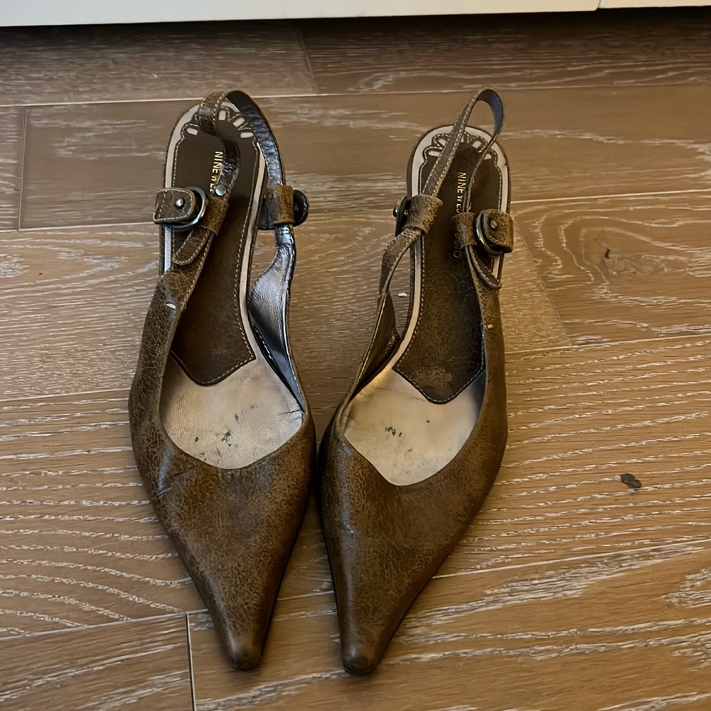Nine West kitten slingbacks